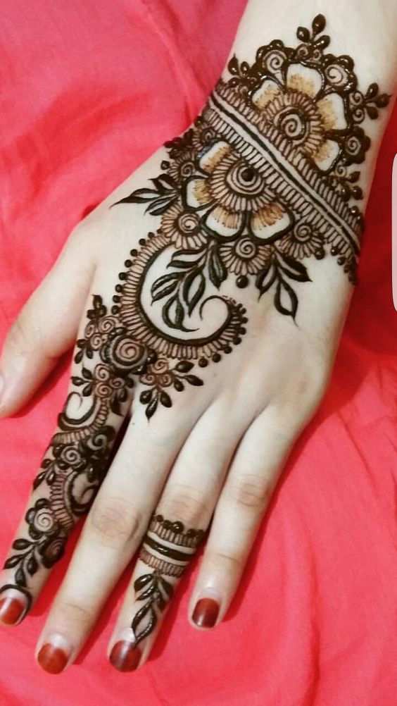 30 Stylish and Modern Arabic Mehndi Designs to inspire you ...