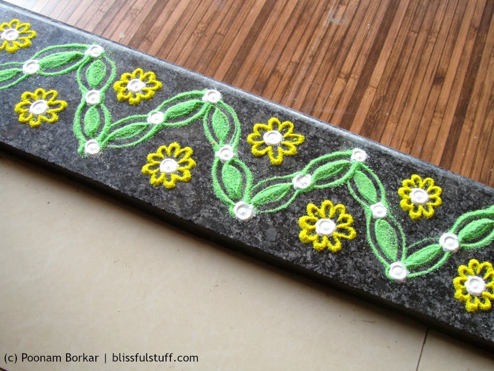 Featured image of post Simple Rangoli Border Designs With Paint Home diwali special easy border rangoli designs