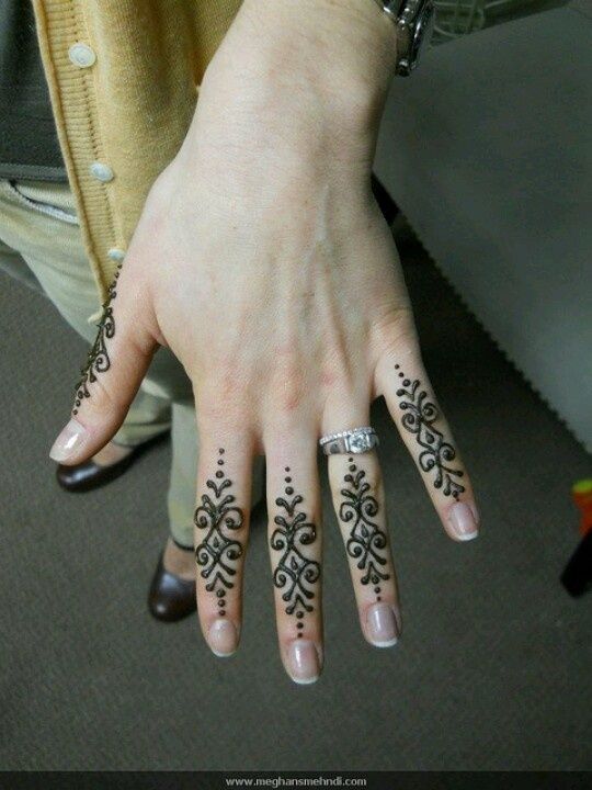 modern henna10