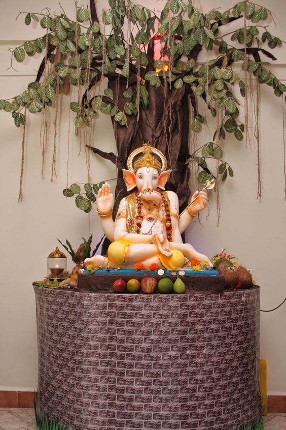  Yogi Ganesha in the Banyan Tree