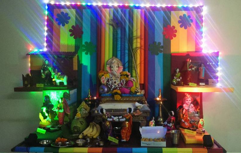 Ganesha in the middle of Navarathiri Golu theme