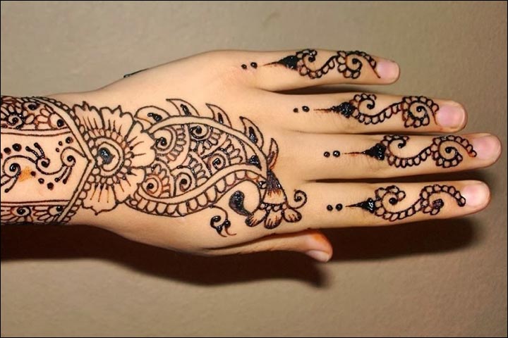 Paisley Mehndi 2