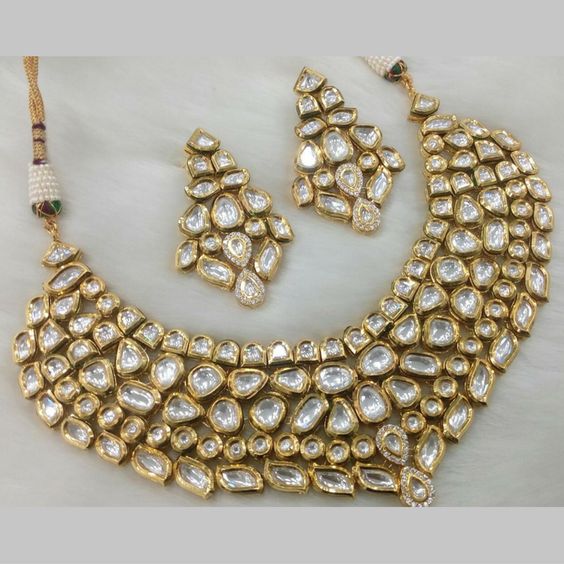 Antique Gold Kundan Necklace