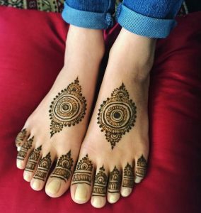 8.Round Leg Henna