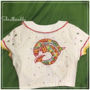 13.Double Fish Blouse back design