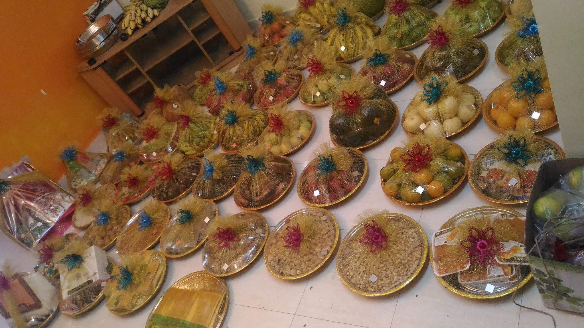  Chandra's Wedding, aarthi plates & return gifts-img18