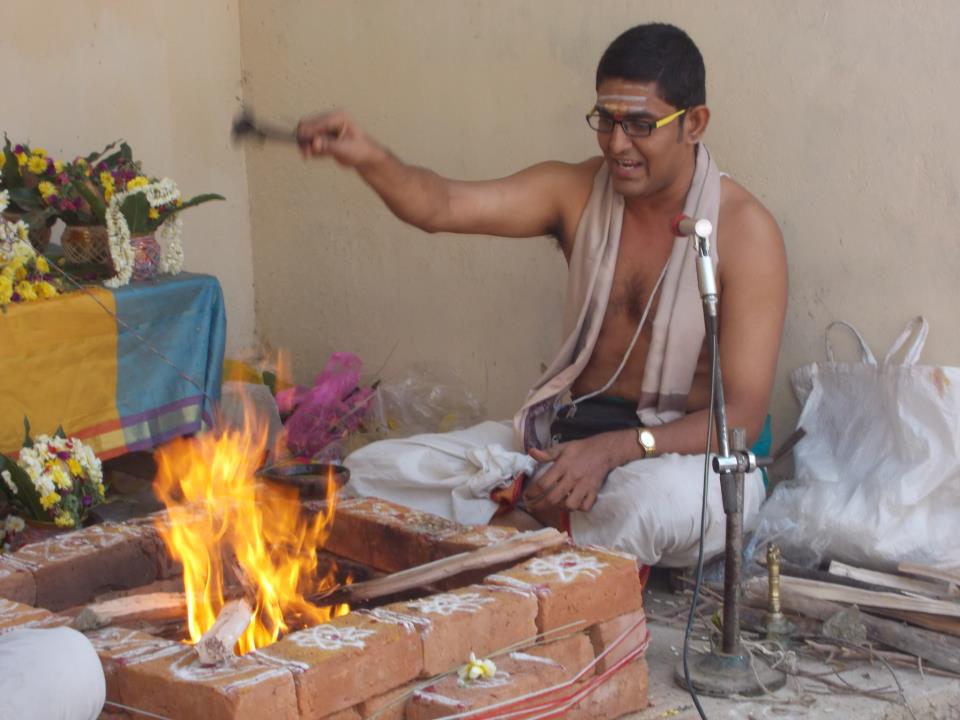  Sri Veda Gayatri Purohitam & Astrology Services-img1