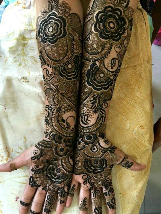 11. Board flowers Bridal Mehndi