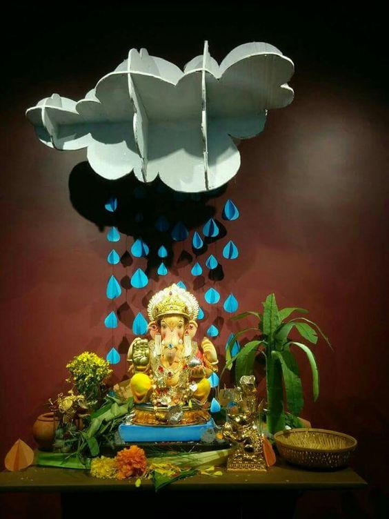 Ganesha in the rain showers