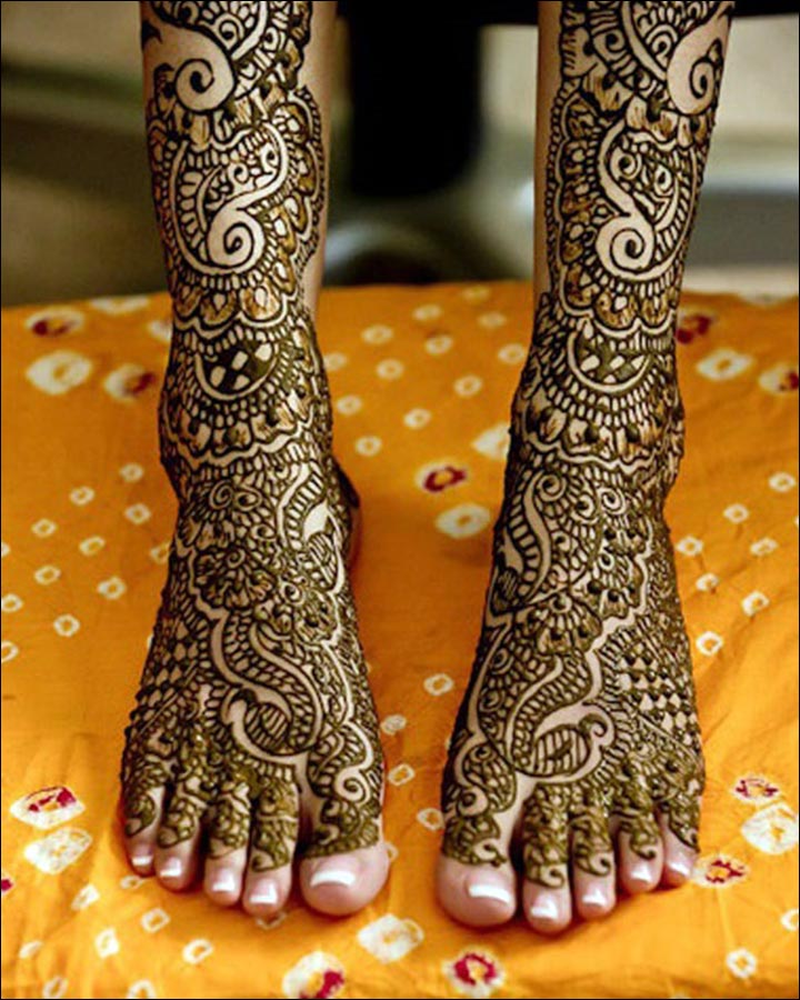 40.Simple Bridal Feet Mehndi 