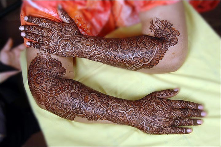 47. Drums and Mangoes Bridal Mehndi Design