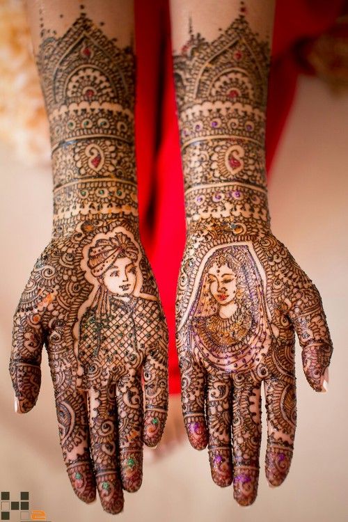 5. Peacock and drums bridal mehndi