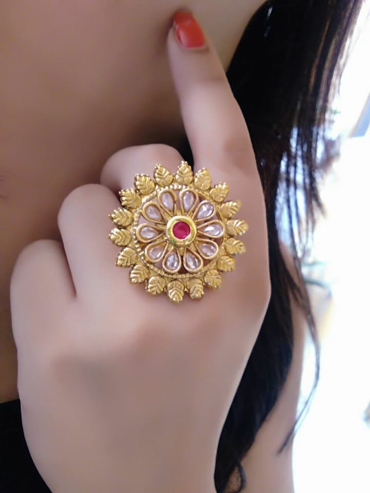 11.White and pink kundan ring