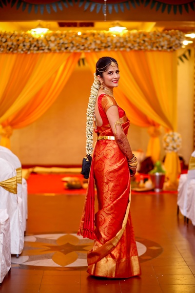 16. Round Design in Red kancipuram saree