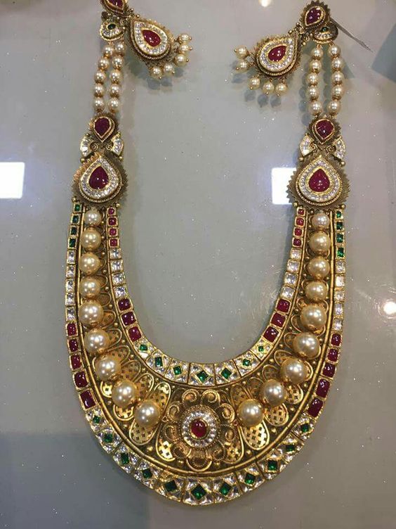 17.Long Kundan with pearl neck set