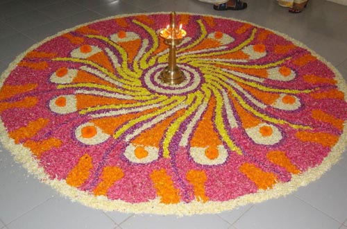 26. Curved Lines poo kolam