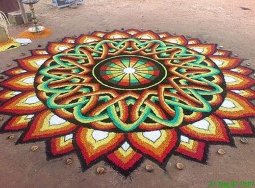 29. Chain Poo Kolam