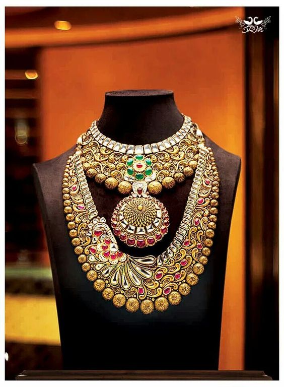 Flower Kundan Set