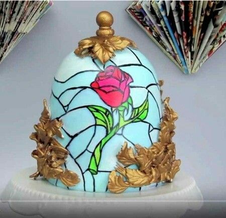 4.Glass Dome Rose Cake