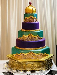 25.Lovely Royal Blue Wedding cake