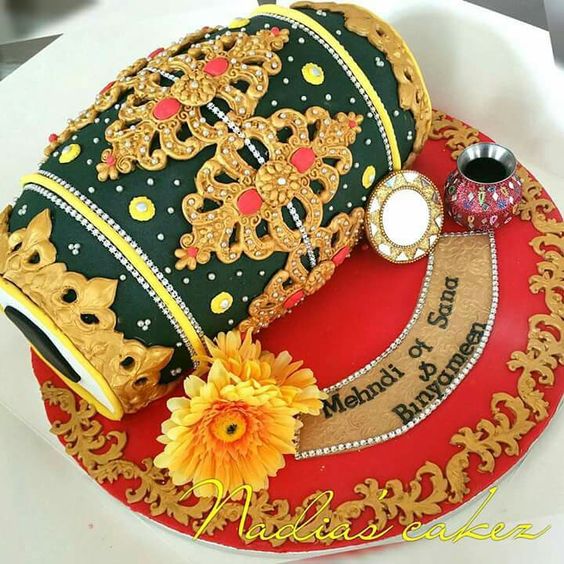 1.Dholak Inspiration Wedding Cake
