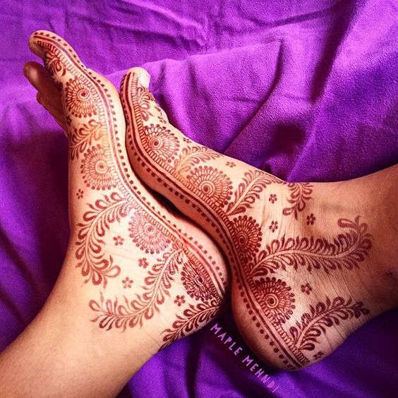 2.Creepers and dots Feet henna