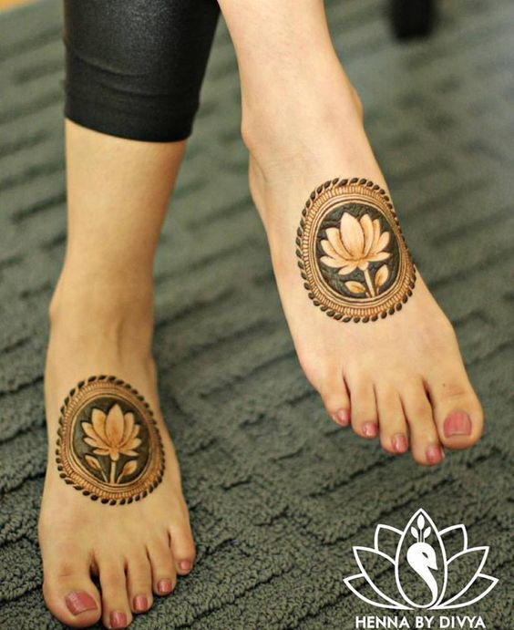 6.Lotus Mehndi 