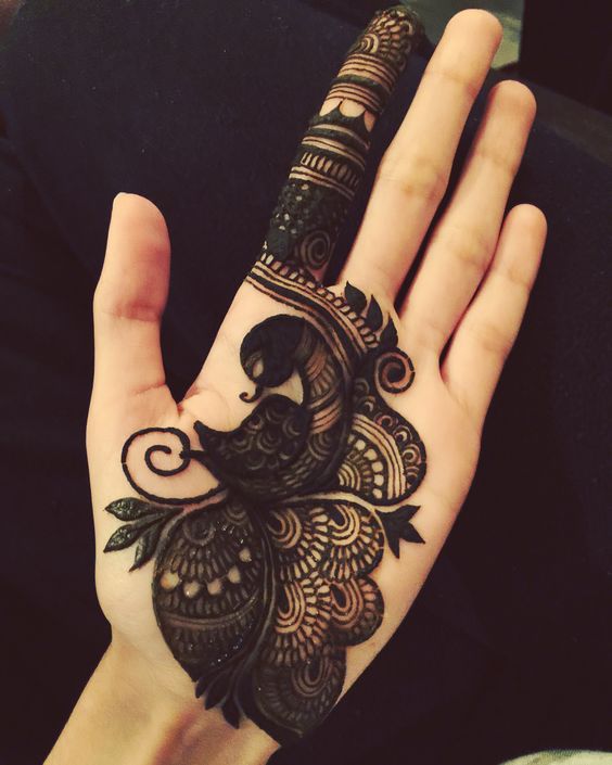 15.Arabic Peacock Mehndi Design