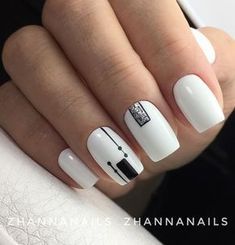 5.White nail art 