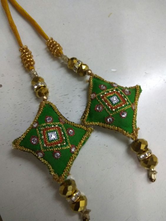 11.Green diamond shape tassels 