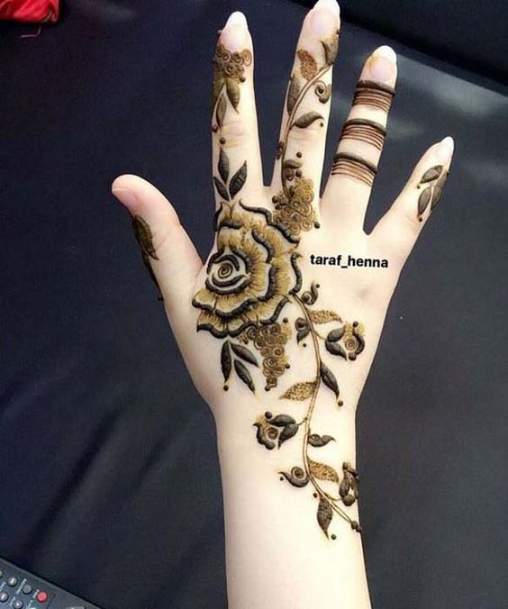 3.Rose Mehndi design #3