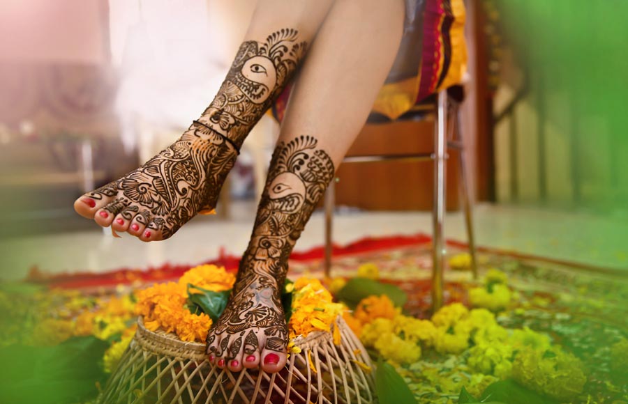 Floweral Feet Mehndi Design