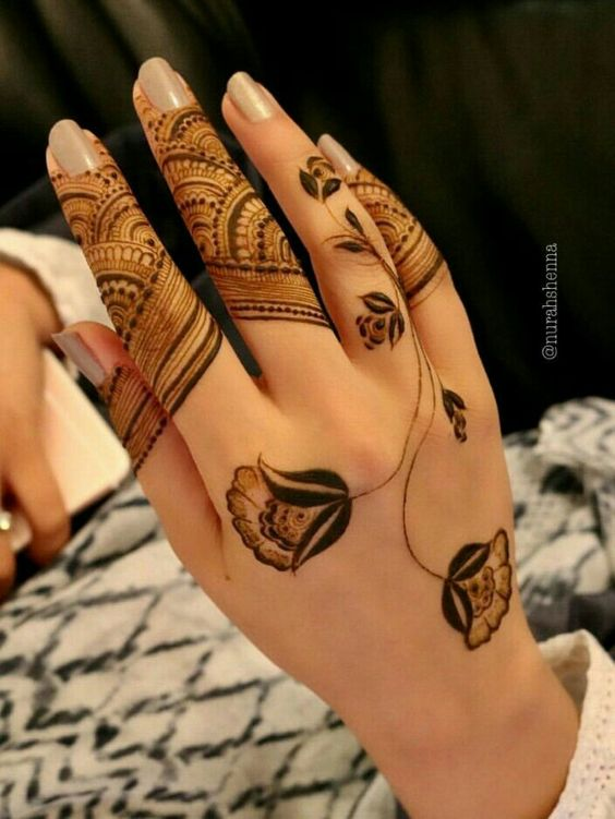 Latest Rose arabic mehndi design