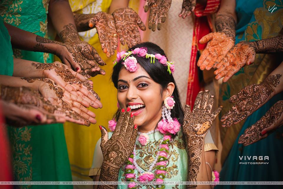 Bridal Happiness in Mehndi function 