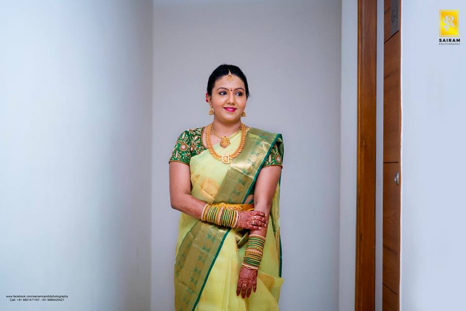 Green silksaree with dark green border