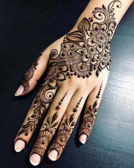 dots and flowers arabic mehndi design 