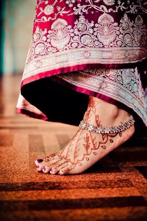 Flower with pink stone anklet