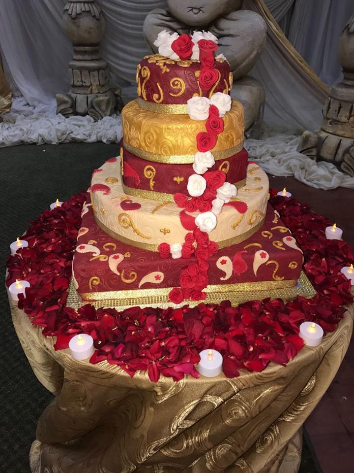 White and Red rose Flower Cake