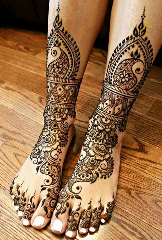 Arabic Mehndi for Feet