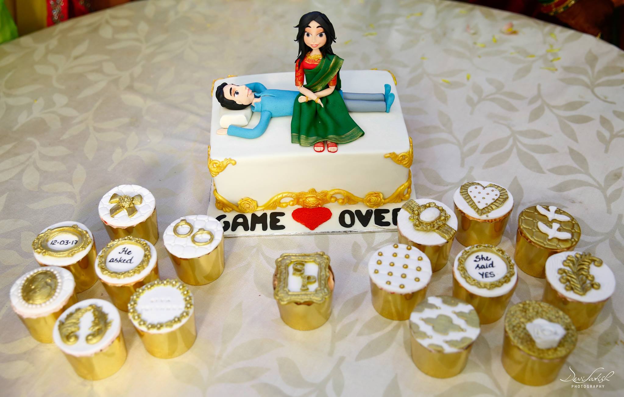 Game Over funny wedding cake