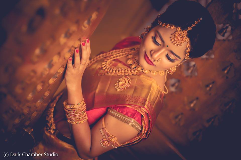 Simple and beautiful bridal makeup 