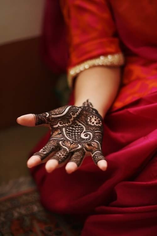 Red Bride's Arabic Mehndi Design