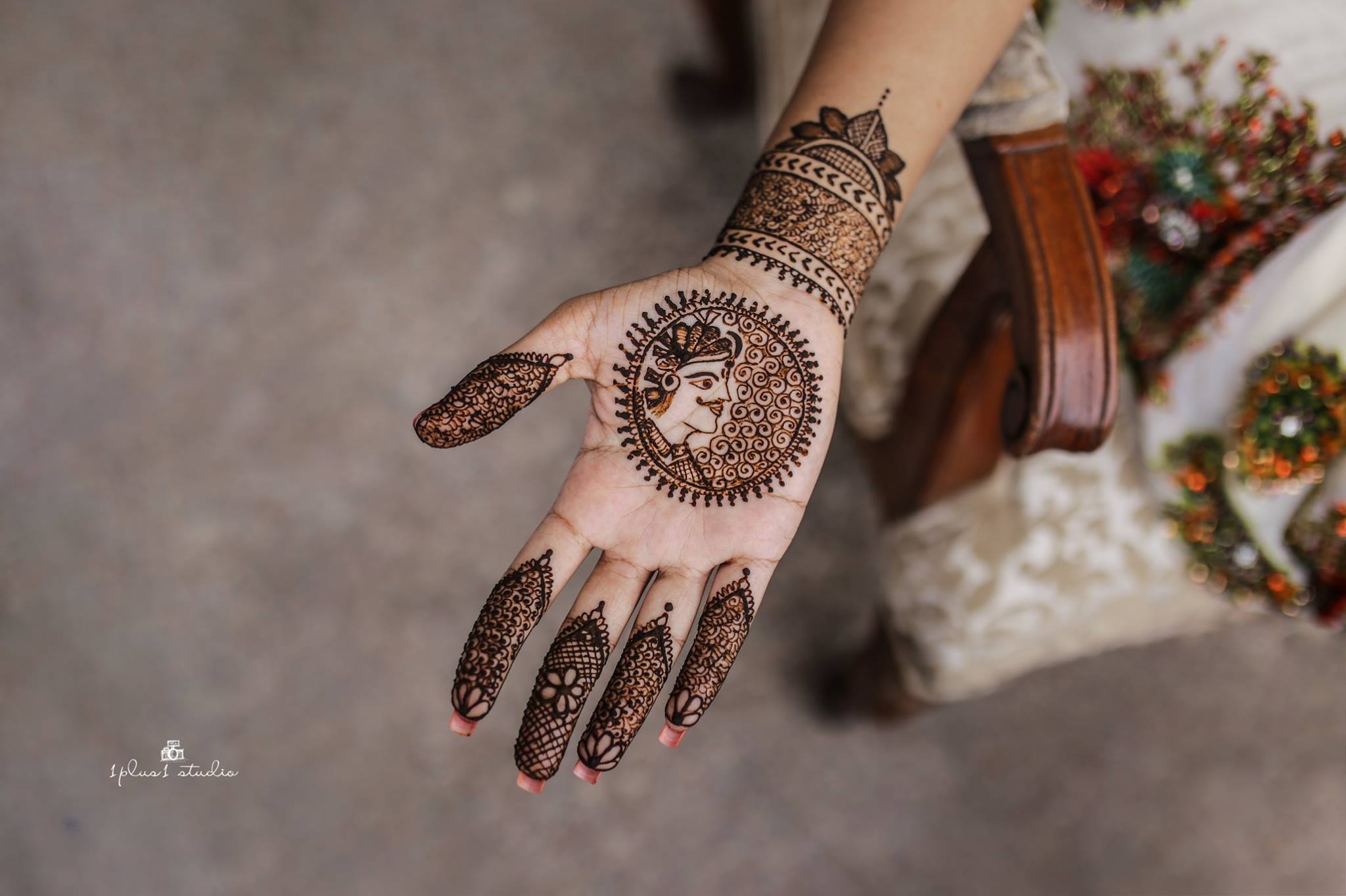 She had him in the palm of her hand-Mehndi Design