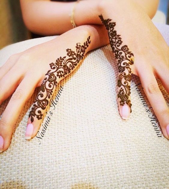 Trendy Finger arabic henna 