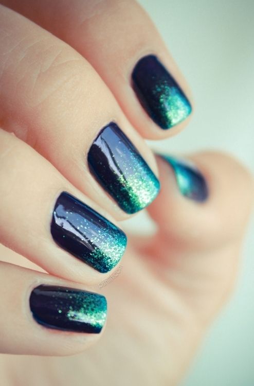 Glittering Blue Simple Nail Art