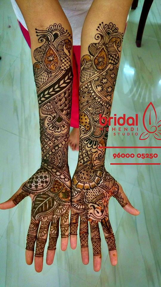  Bridal Mehendi studio-img21