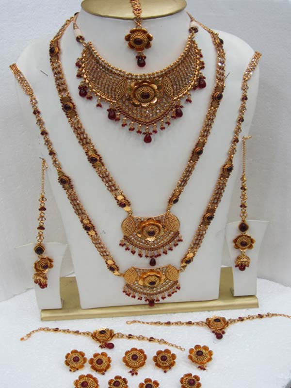  Sri Aishwarya Gold Covering-img10