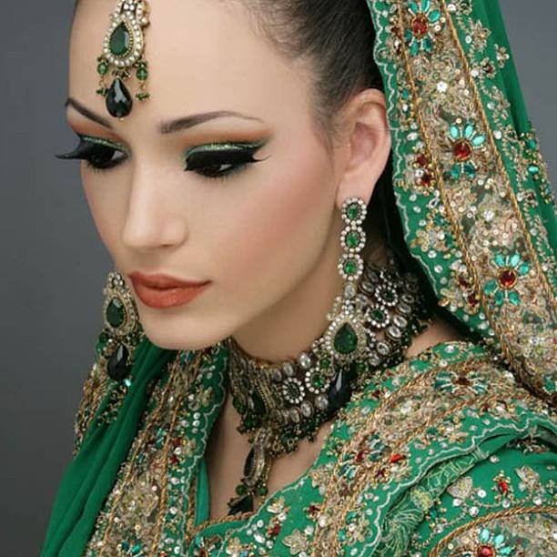  Bridal Makeup Studio-img4