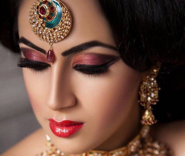  Bridal Makeup Studio-img23